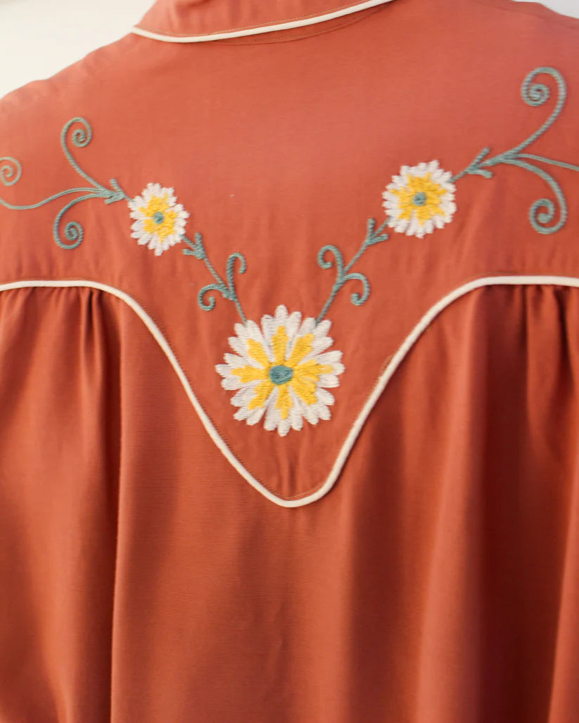 1940s Connie Sportswear Vintage Floral Chainstitch Western Blouse